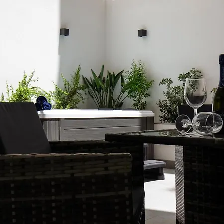 Luxury 2br Maisonette In Private Hot Tub 公寓 斯利马