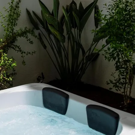 Luxury 2br Maisonette In Private Hot Tub * 斯利马